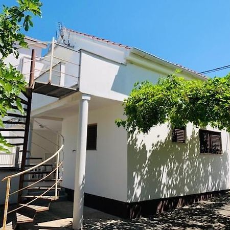 Diklo Beach Apartments 1 Zadar Exterior photo