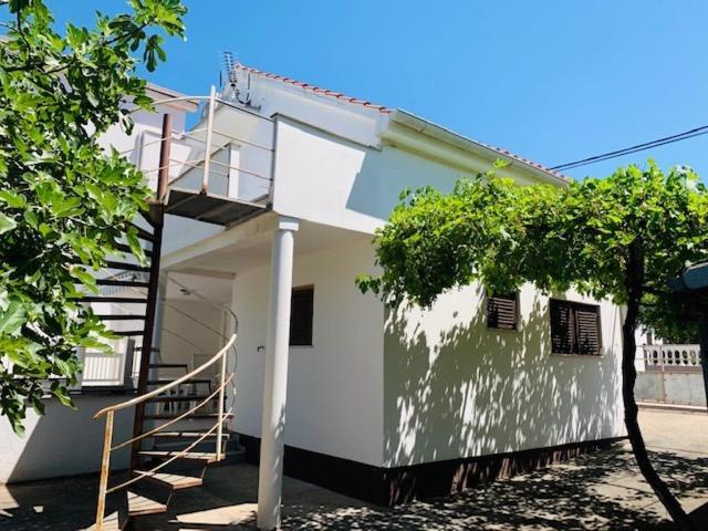Diklo Beach Apartments 1 Zadar Exterior photo